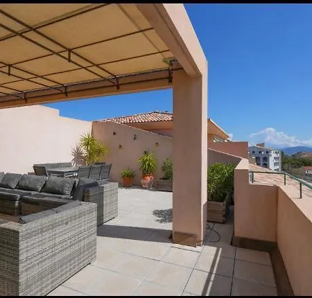 Chez Pasqua ! Spacieux Avec Terrasse 2 6 Couchages En Rooftop Appartamento *
