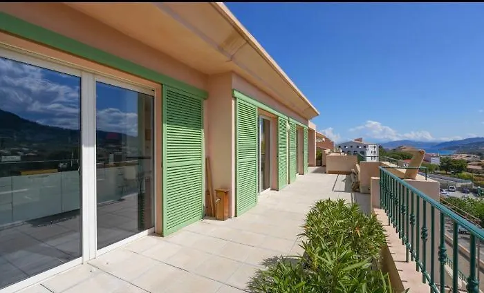 Chez Pasqua ! Spacieux Avec Terrasse 2 6 Couchages En Rooftop *